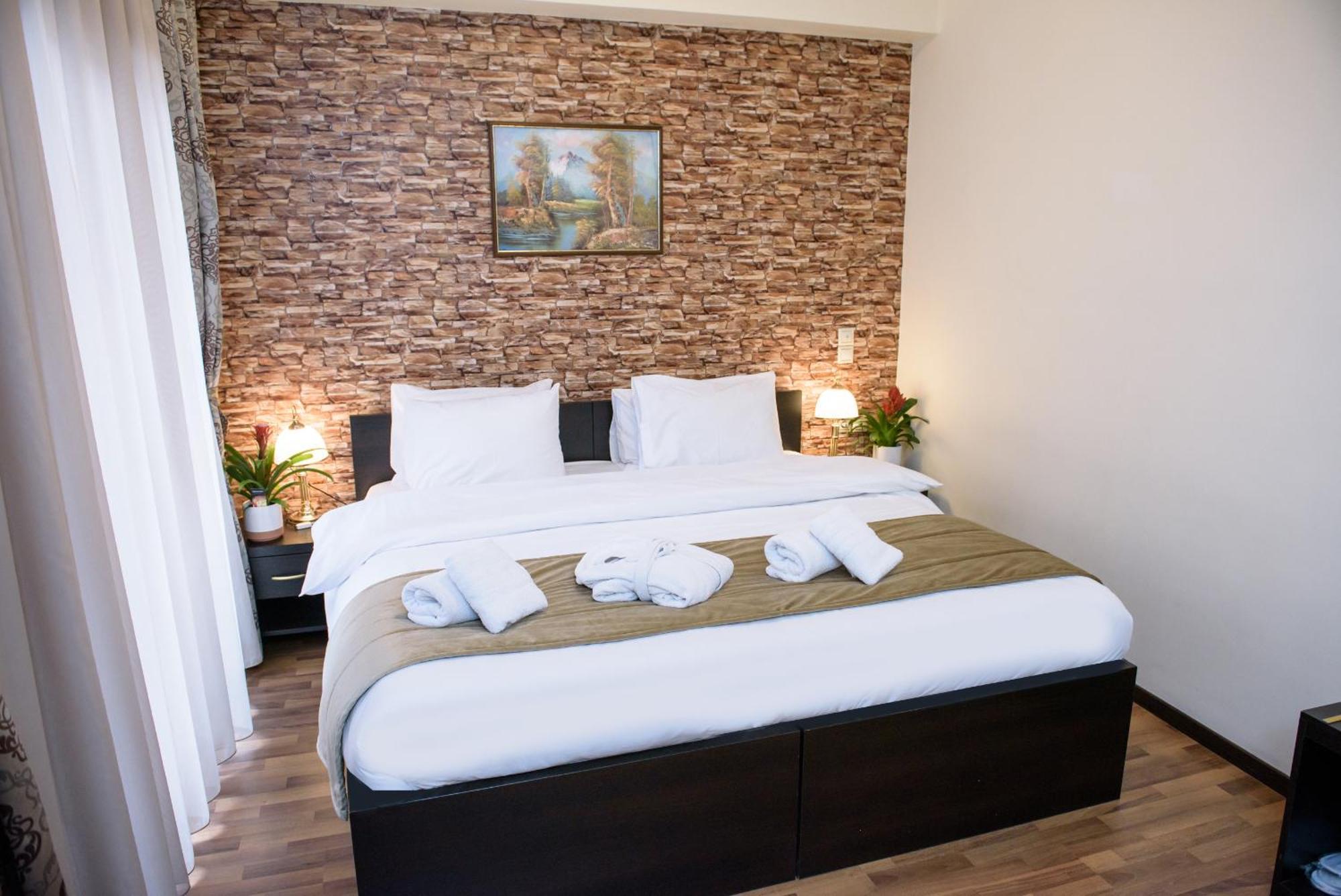 Hotel Padelidaki Трикала Экстерьер фото