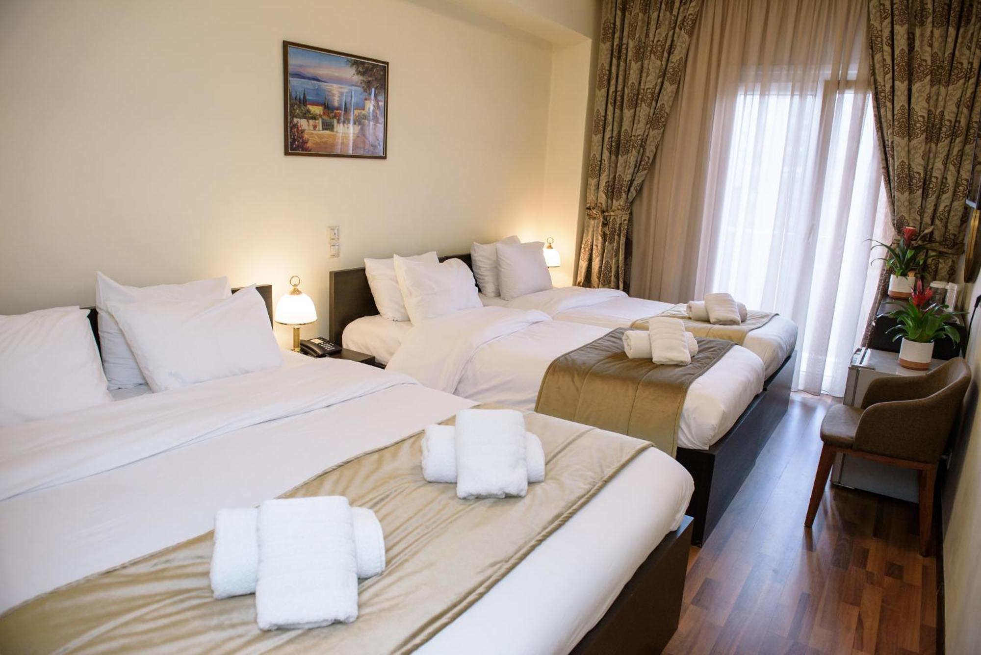 Hotel Padelidaki Трикала Экстерьер фото