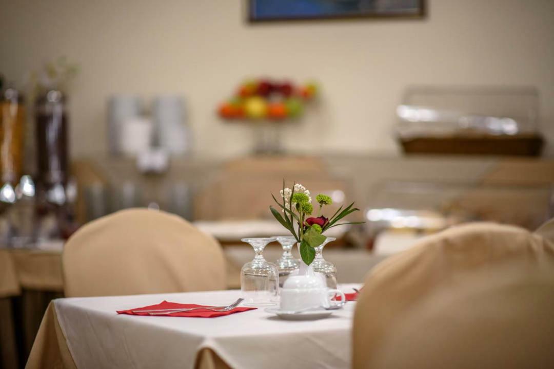 Hotel Padelidaki Трикала Экстерьер фото